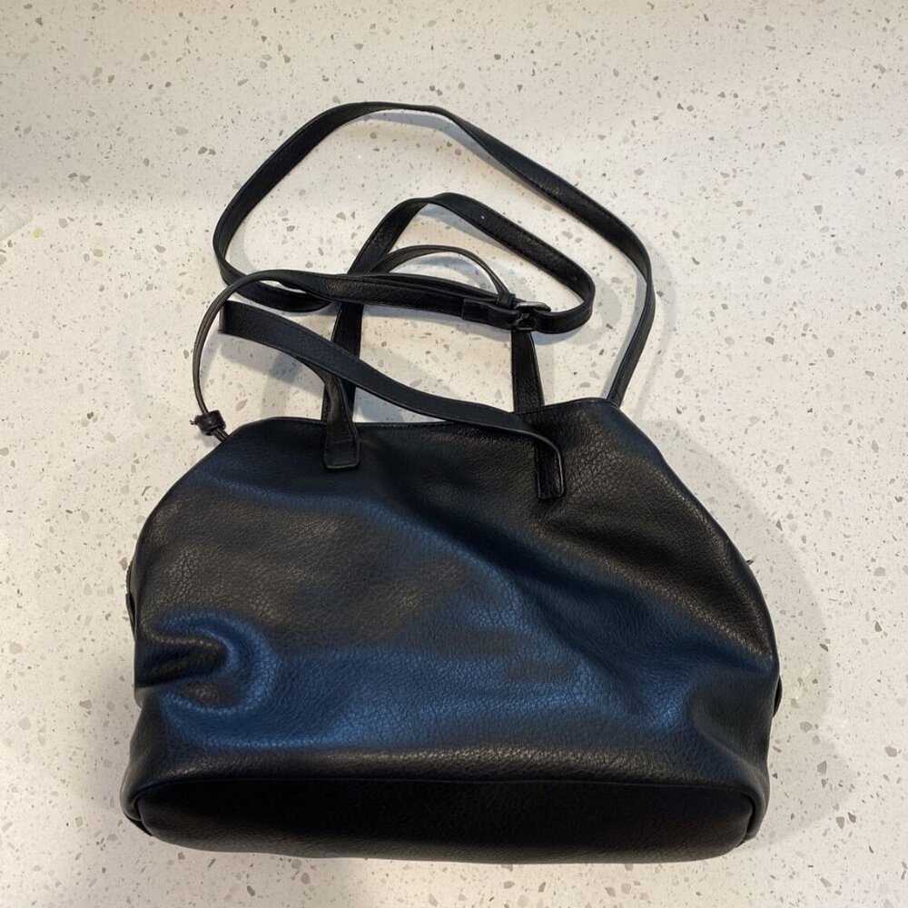 Antik Kraft Crossbody Purse Handbag Satchel Black Pebble Faux Leather Lined Bag